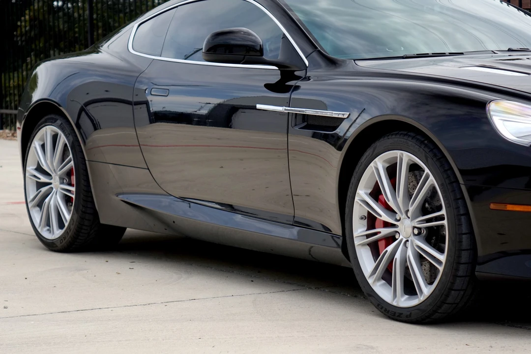 2012 Aston Martin Virage (2011-2012) - Image 22 of 31