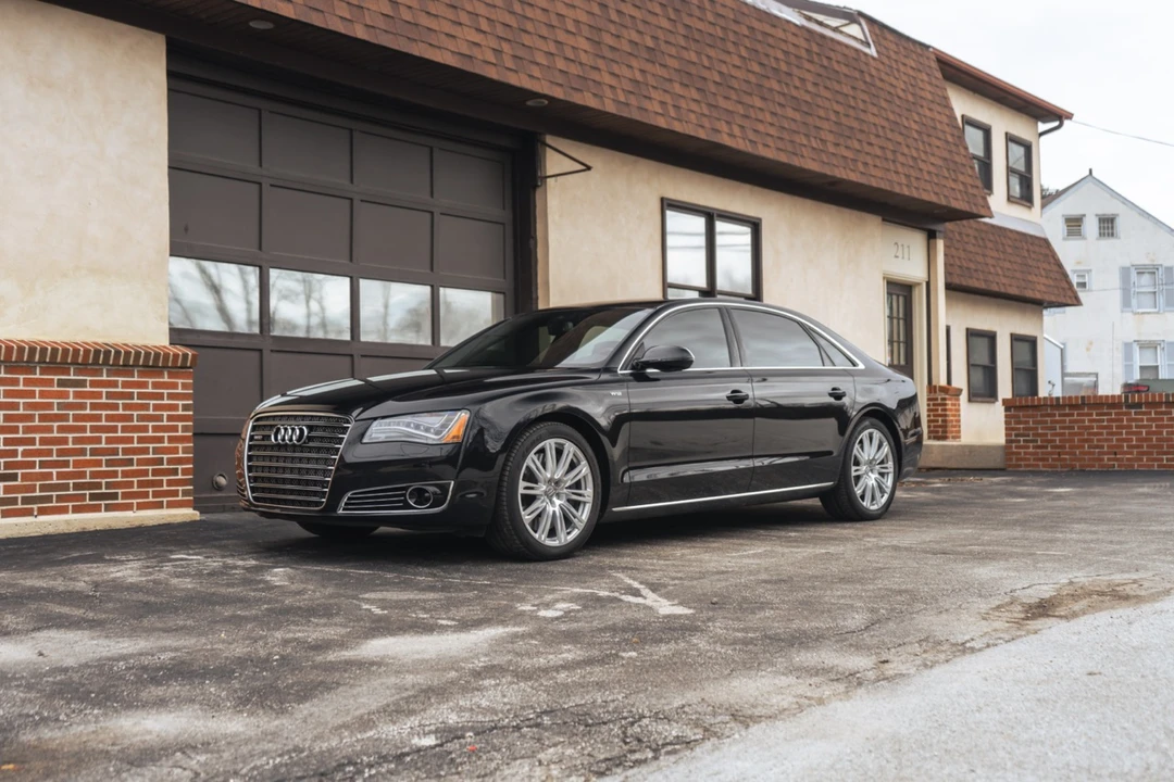 2012 Audi D4 A8 - Image 3 of 31