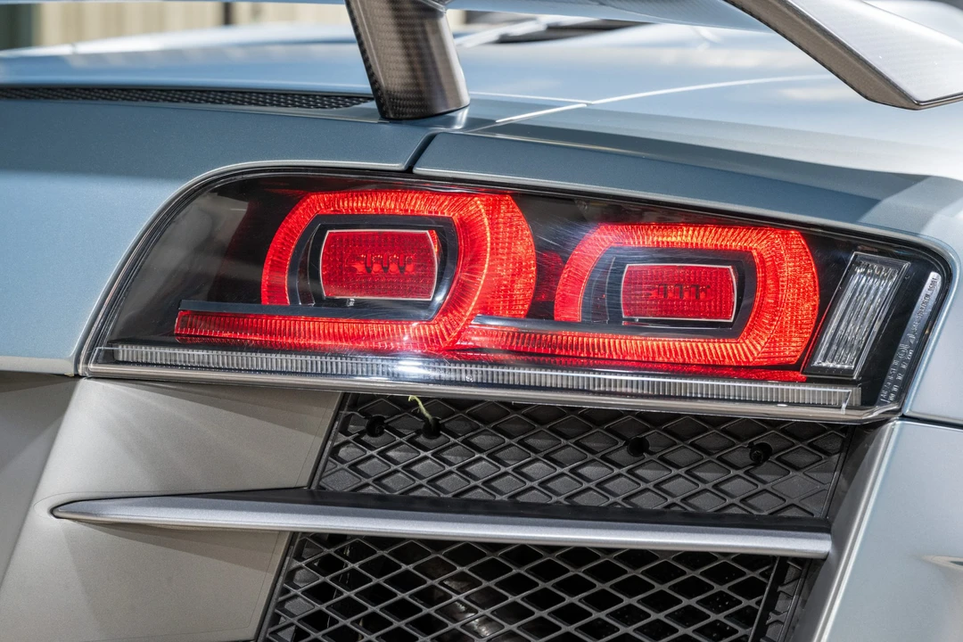 2012 Audi 42 R8 - Image 23 of 31