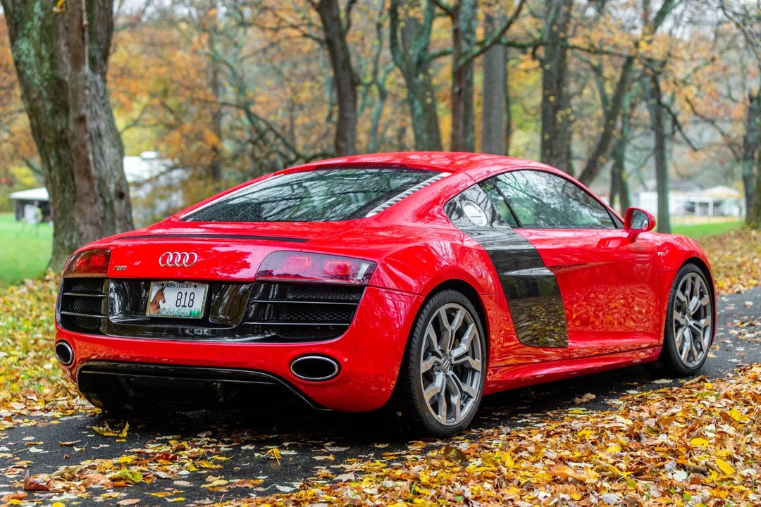 2012 Audi 42 R8 - Image 7 of 31