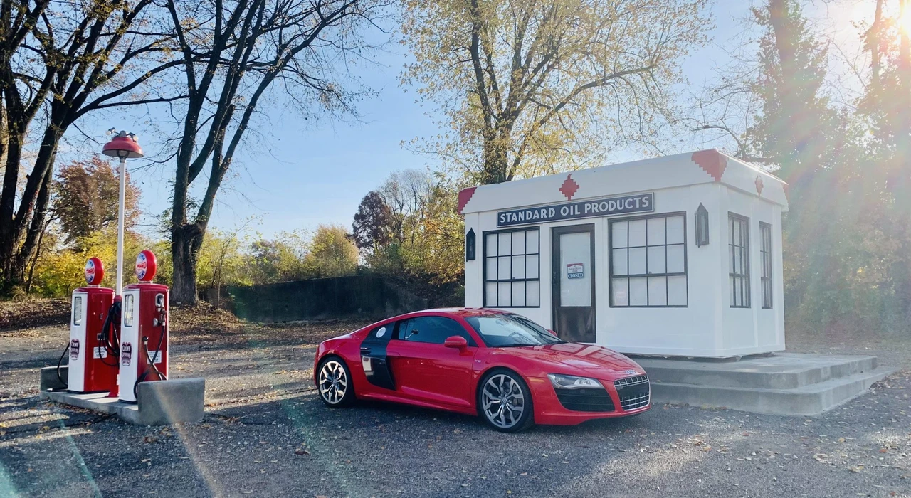 2012 Audi 42 R8 - Image 11 of 31
