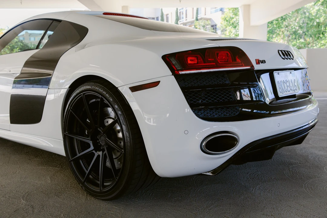 2012 Audi 42 R8 - Image 23 of 31
