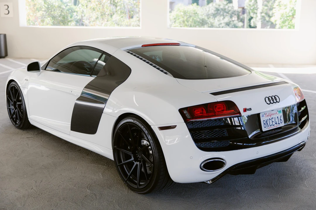 2012 Audi 42 R8 - Image 10 of 31