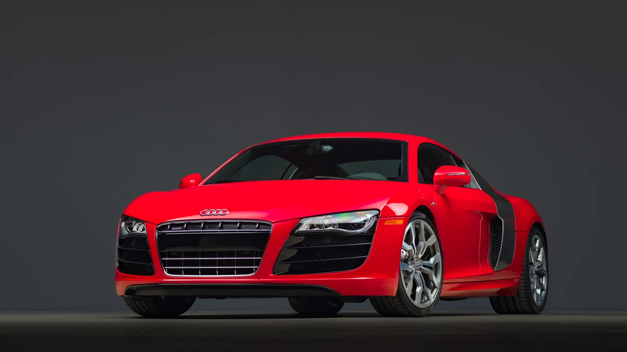 2012 Audi 42 R8 - Image 2 of 31