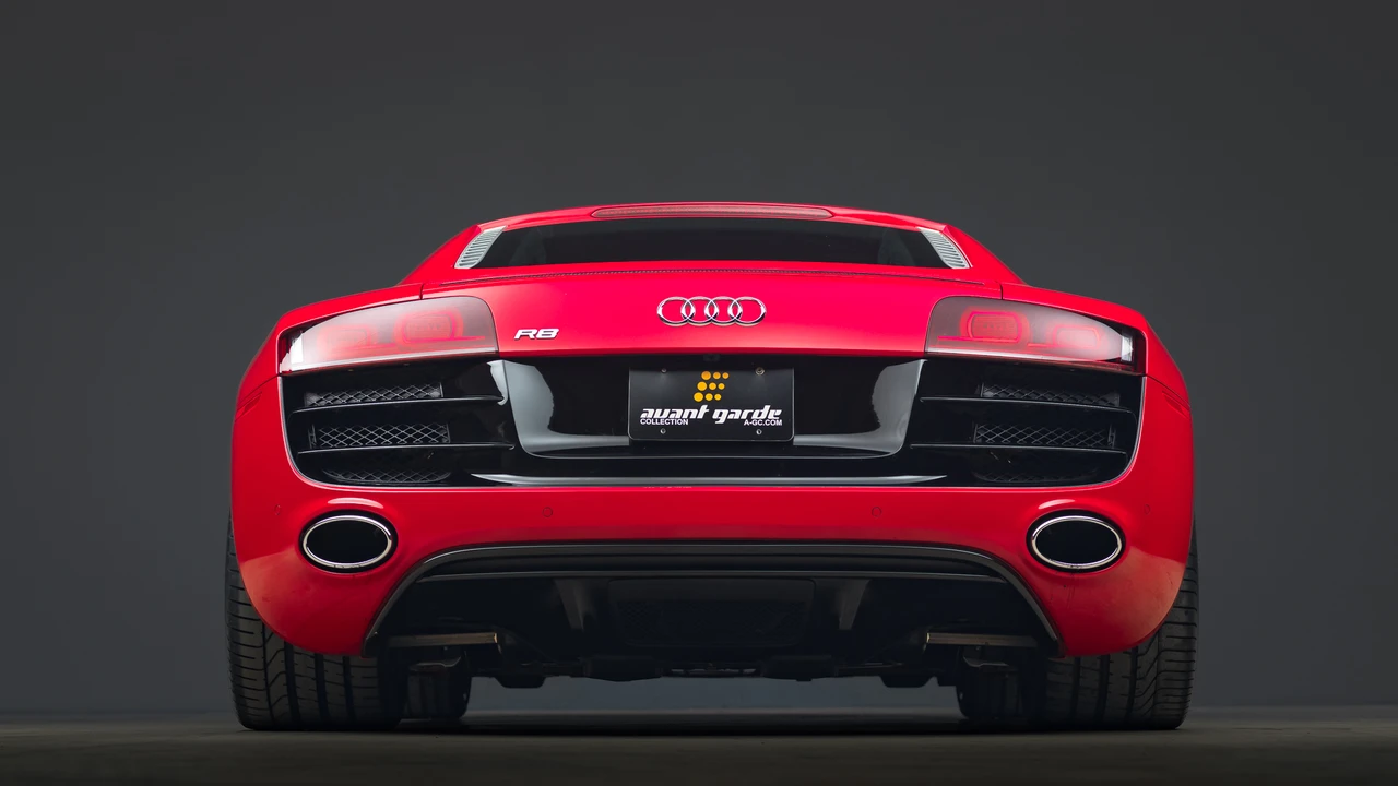 2012 Audi 42 R8 - Image 15 of 31
