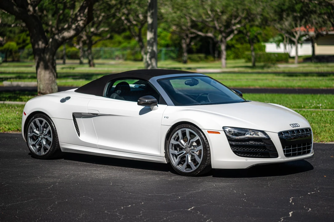 2012 Audi 42 R8 - Image 16 of 31