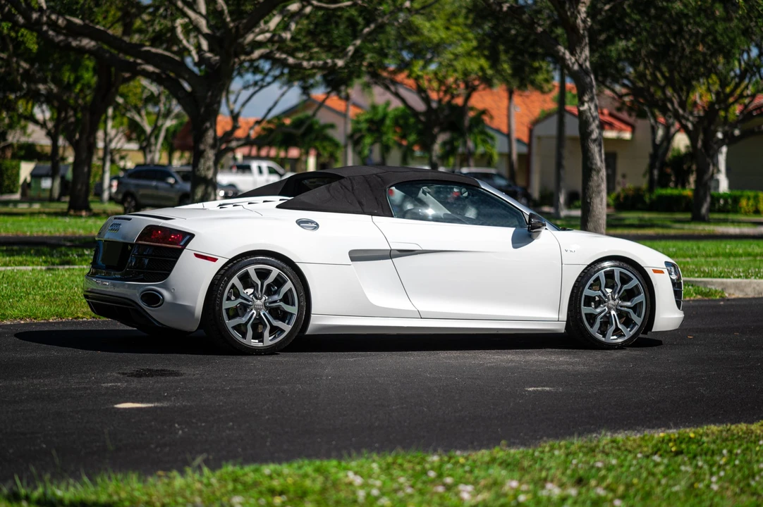 2012 Audi 42 R8 - Image 18 of 31