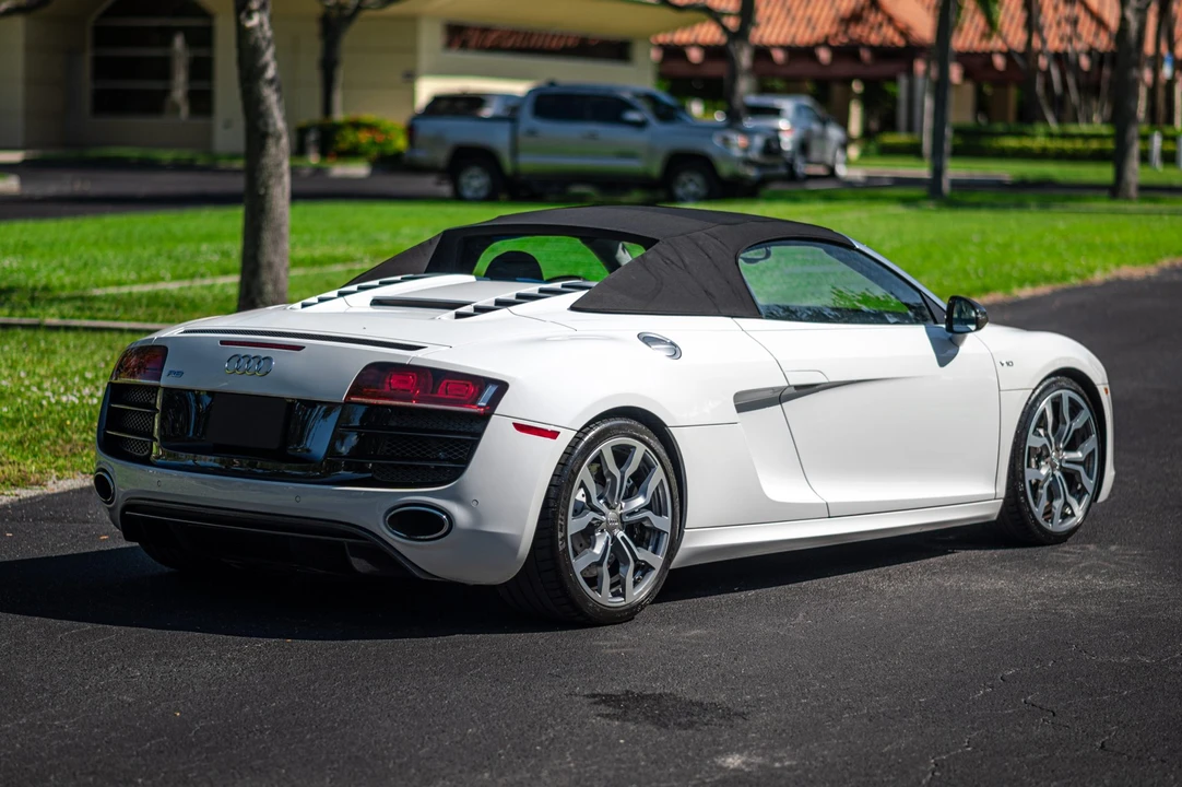 2012 Audi 42 R8 - Image 20 of 31