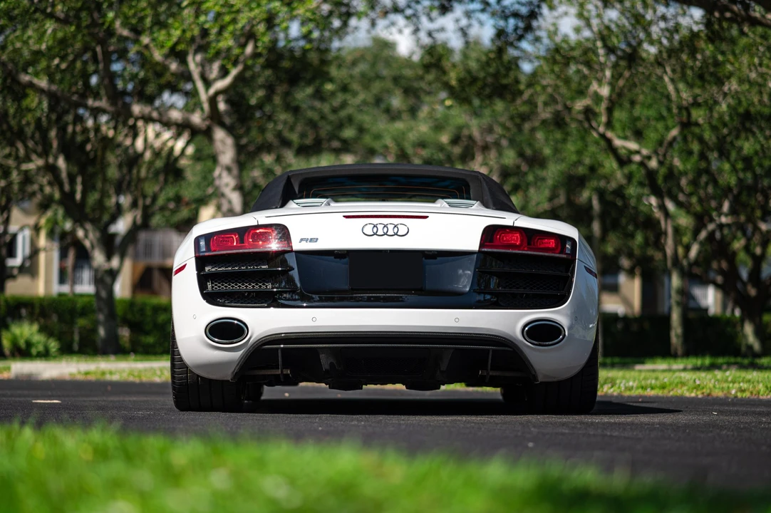 2012 Audi 42 R8 - Image 24 of 31
