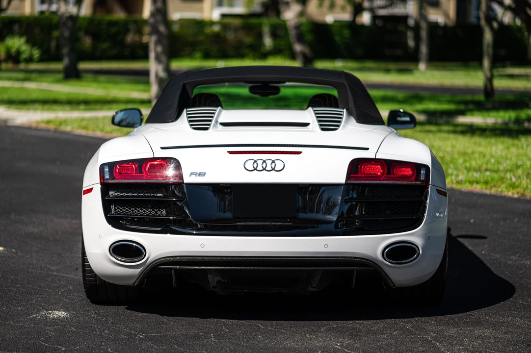 2012 Audi 42 R8 - Image 25 of 31