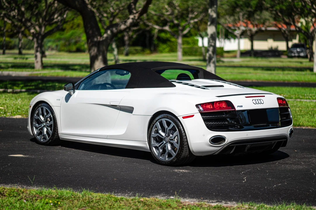 2012 Audi 42 R8 - Image 28 of 31