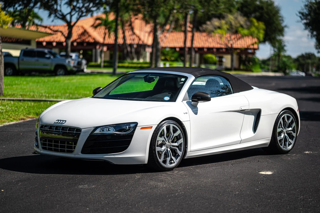 2012 Audi 42 R8 - Image 7 of 31
