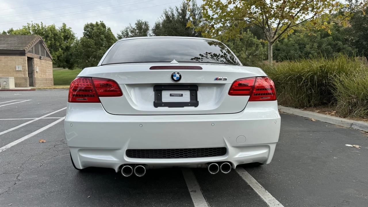 2012 BMW E93 M3 Convertible - Image 29 of 31