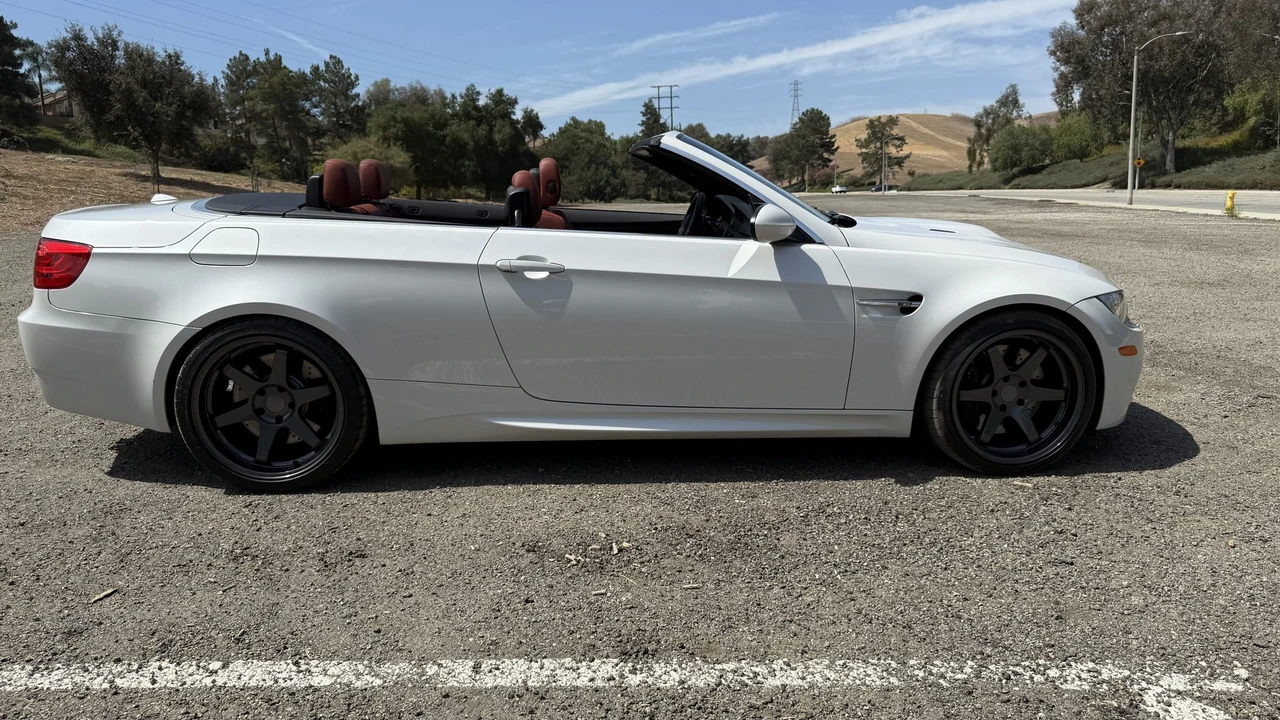 2012 BMW E93 M3 Convertible - Image 11 of 31