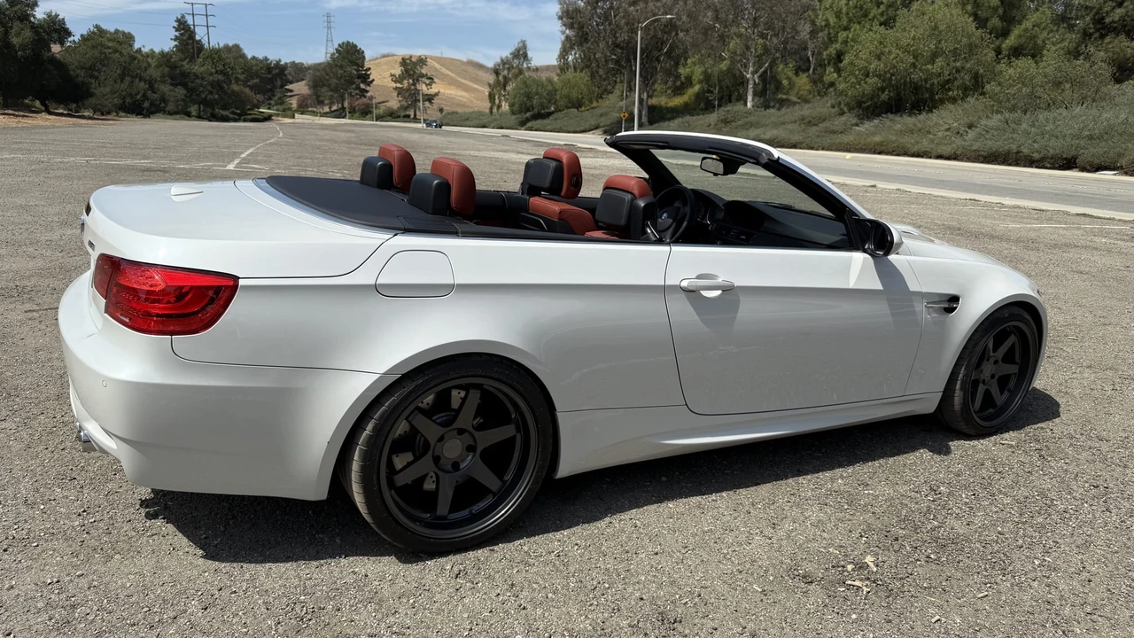 2012 BMW E93 M3 Convertible - Image 10 of 31