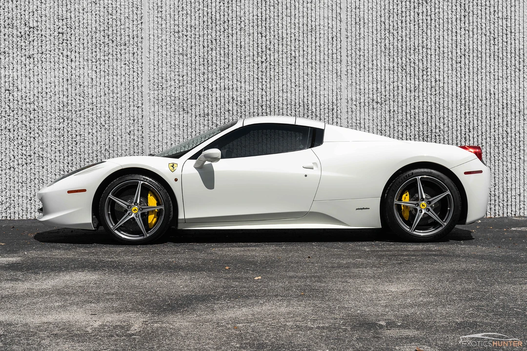 2012 Ferrari 458 Spider - Image 13 of 31