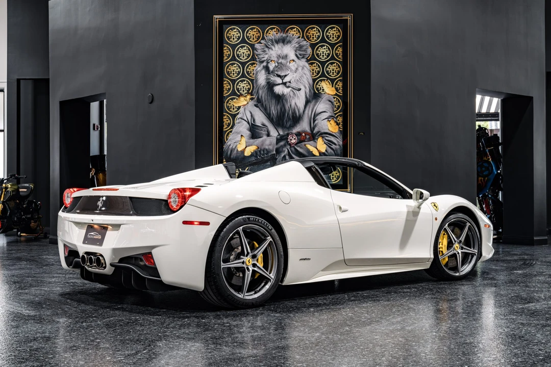 2012 Ferrari 458 Spider - Image 8 of 31