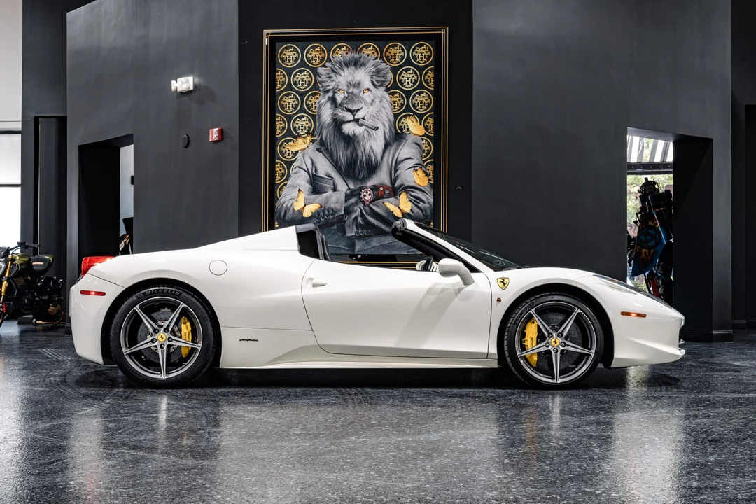 2012 Ferrari 458 Spider - Image 10 of 31
