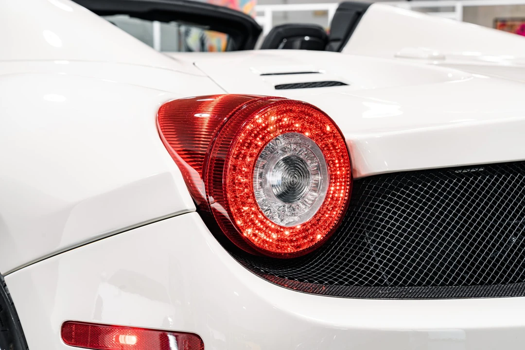 2012 Ferrari 458 Spider - Image 21 of 31