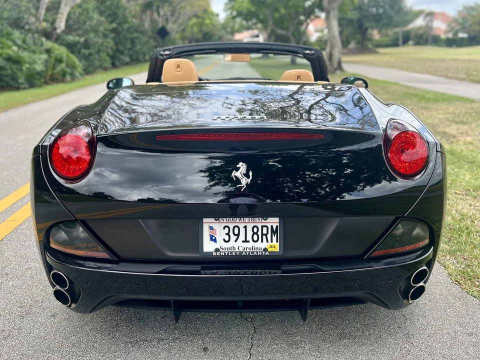 2012 Ferrari California - Image 21 of 31