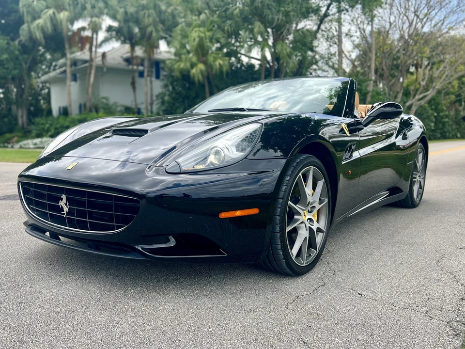 2012 Ferrari California - Image 3 of 31
