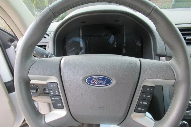 2012 Ford Fusion 1st Gen - Image 5 of 8