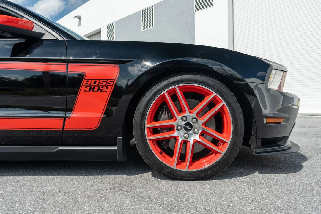 2012 Ford S197 Mustang Boss 302 - Image 26 of 31