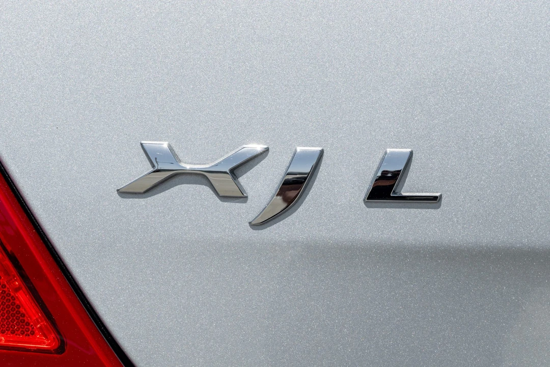 2012 Jaguar X351 XJ - Image 31 of 31