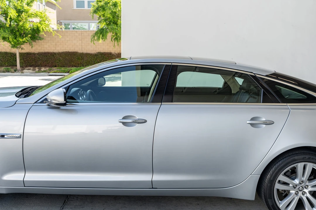 2012 Jaguar X351 XJ - Image 13 of 31