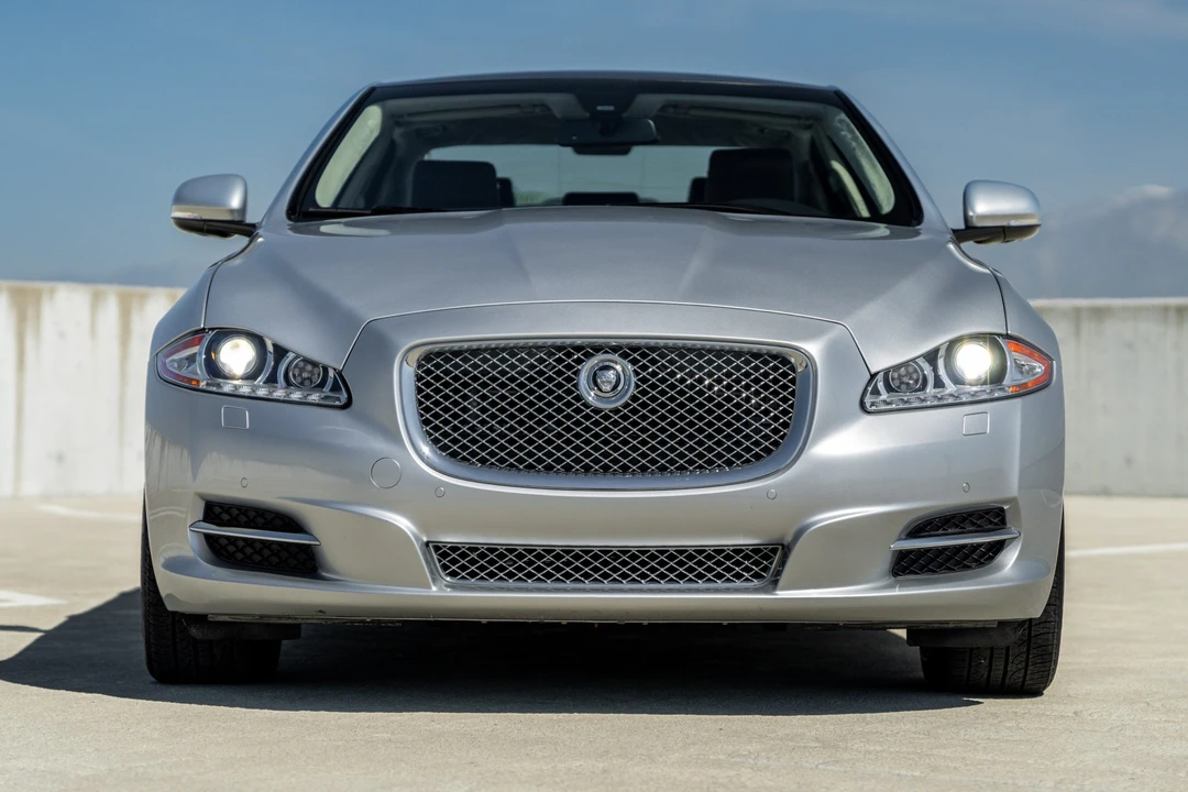 2012 Jaguar X351 XJ - Image 3 of 31