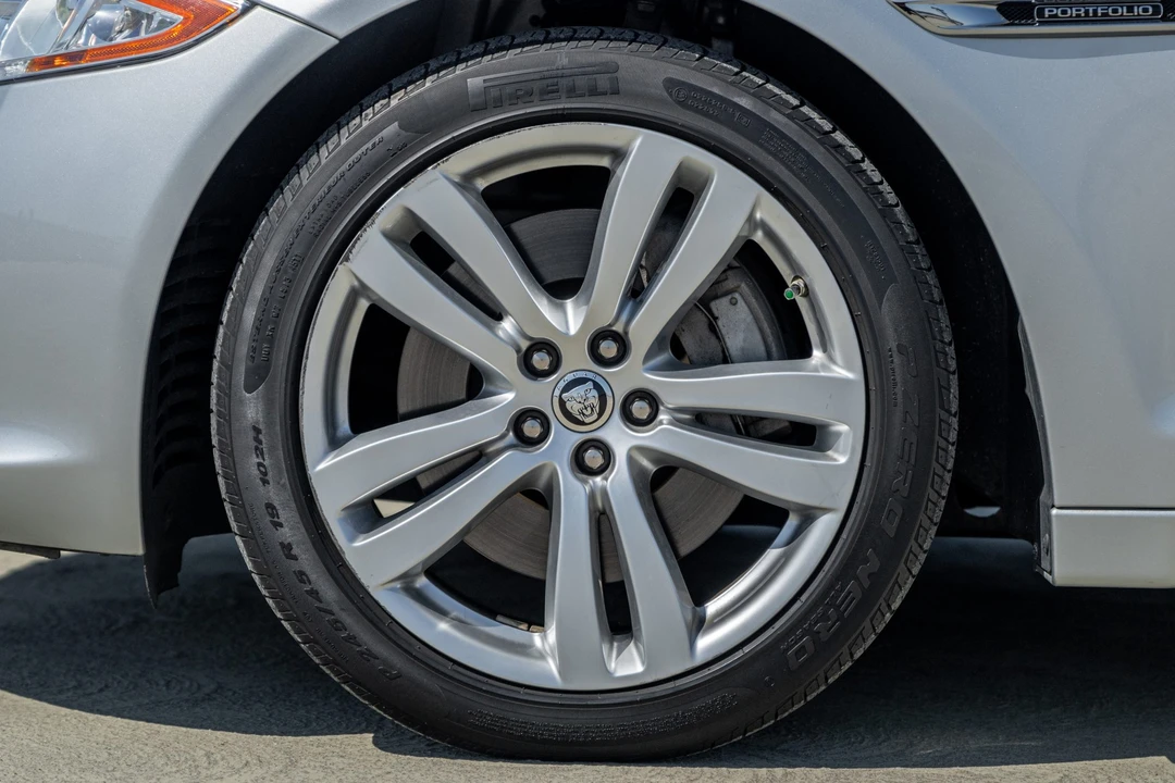 2012 Jaguar X351 XJ - Image 22 of 31