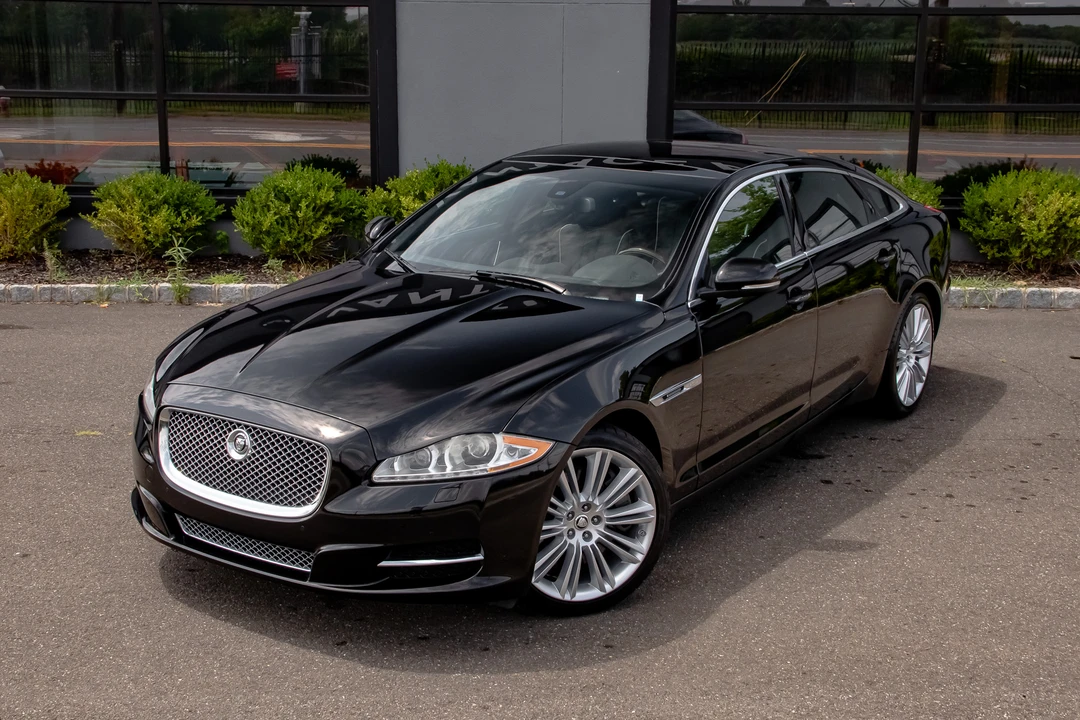 2012 Jaguar X351 XJ - Image 2 of 31