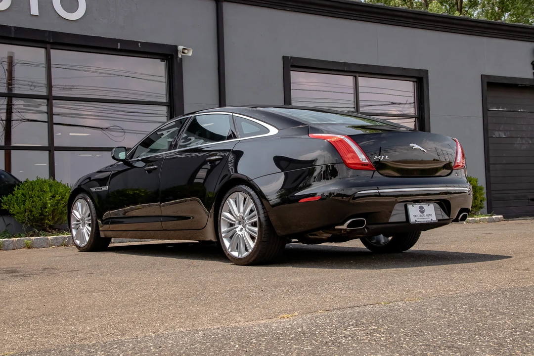 2012 Jaguar X351 XJ - Image 27 of 31