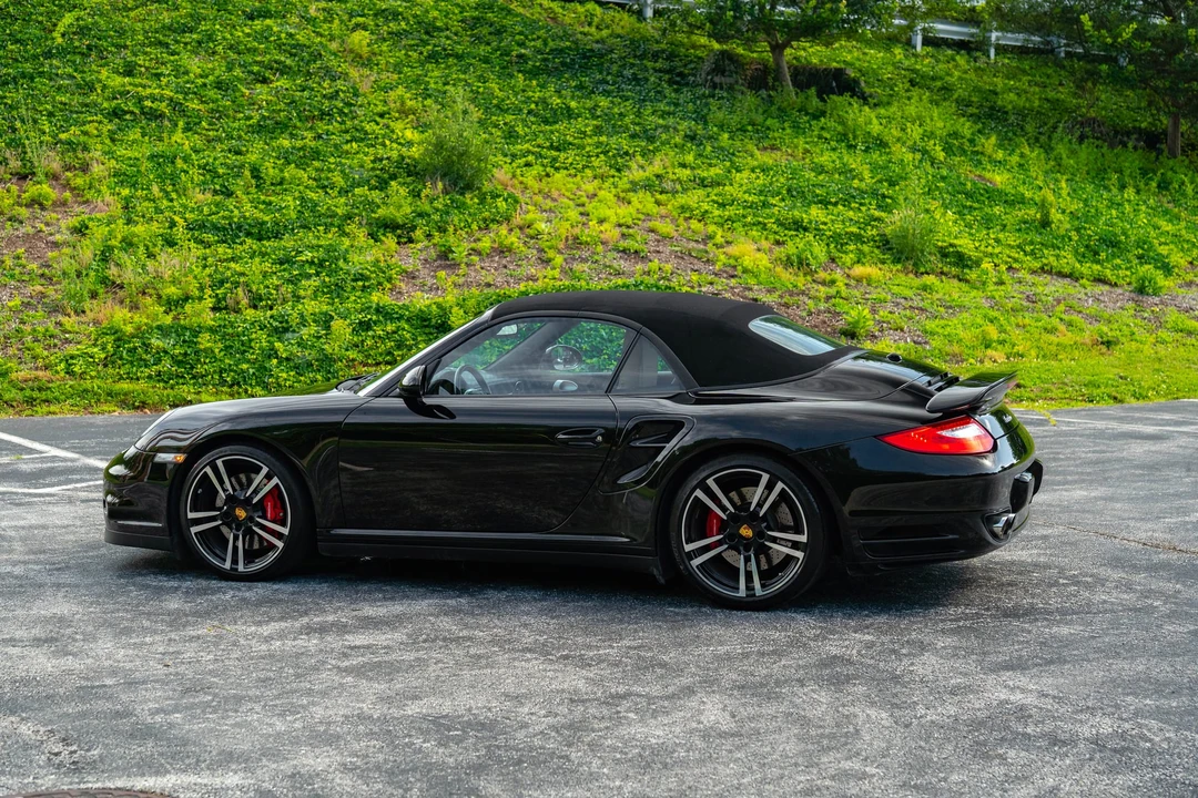 2012 Porsche 997 Turbo - Image 15 of 31