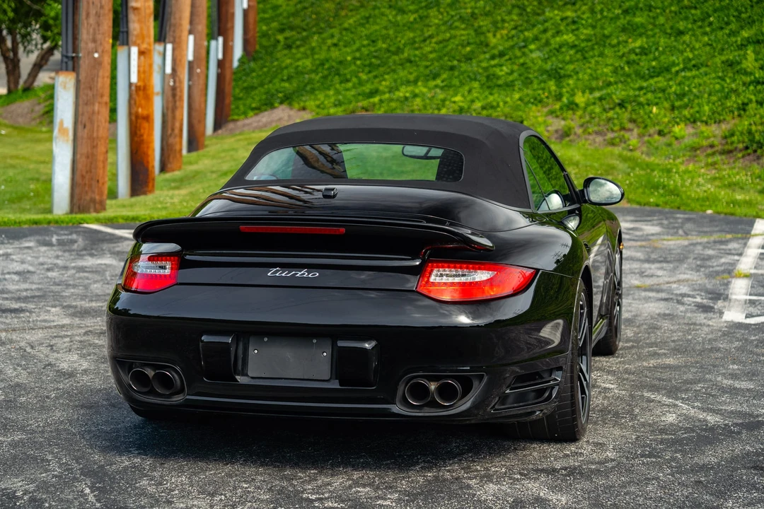 2012 Porsche 997 Turbo - Image 25 of 31
