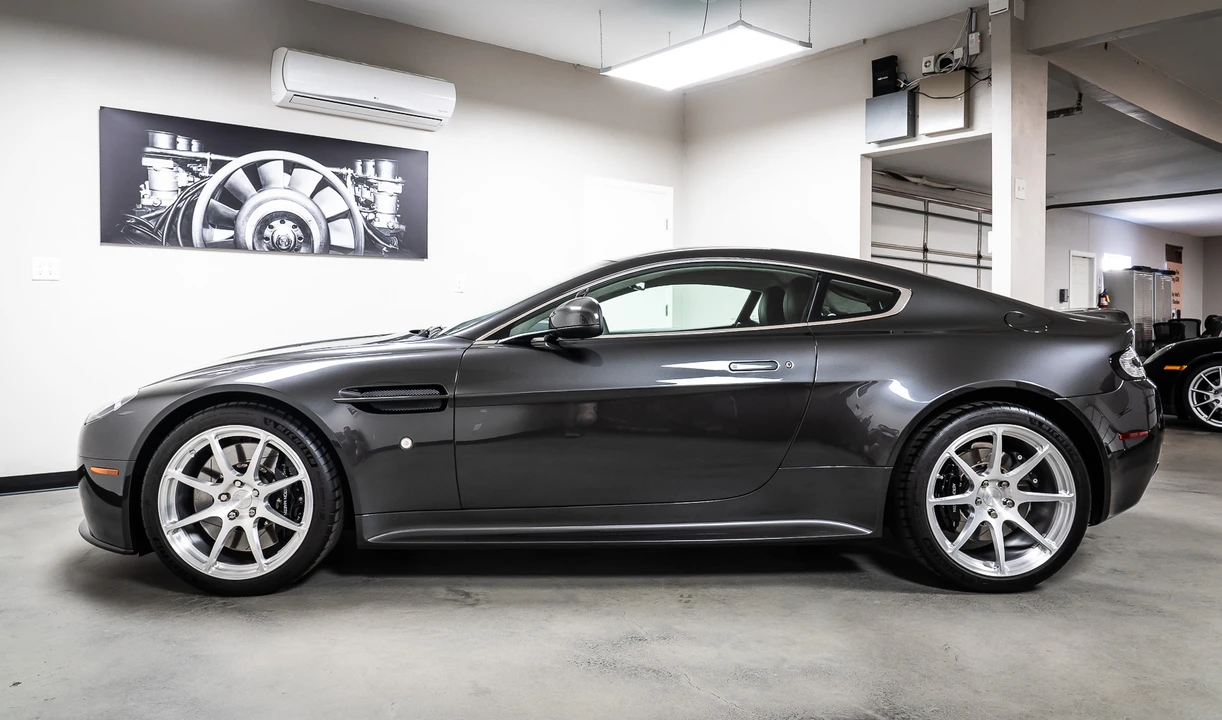 2013 Aston Martin V8 Vantage (2006-2017) - Image 13 of 31
