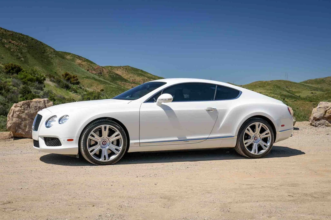 2013 Bentley Continental GT V8 2nd Gen - Image 2 of 31