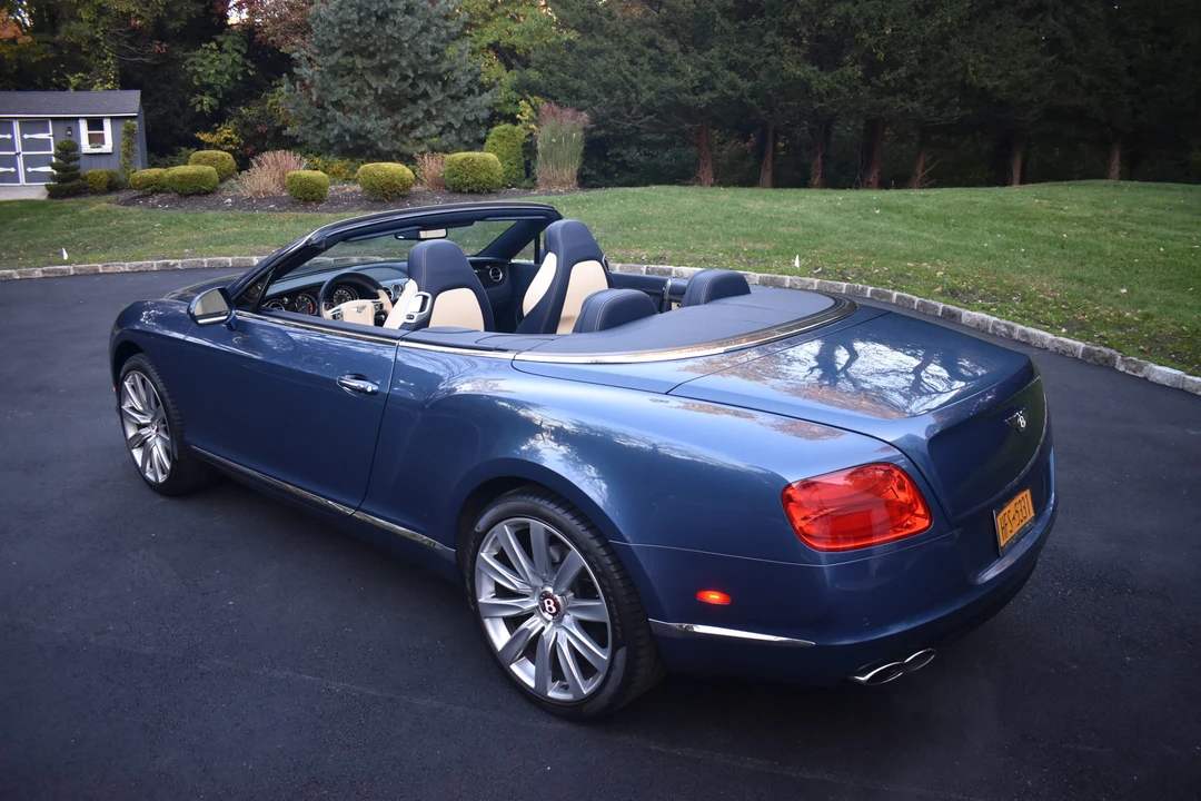 2013 Bentley Continental GTC - Image 2 of 31