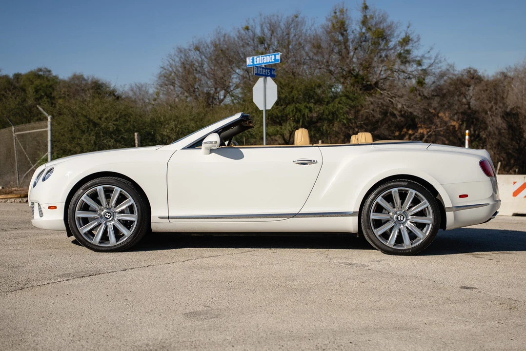 2013 Bentley Continental GTC - Image 17 of 31