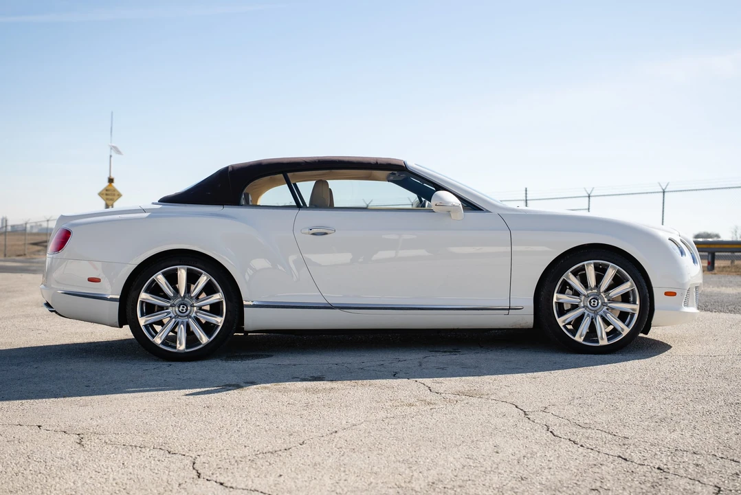 2013 Bentley Continental GTC - Image 22 of 31