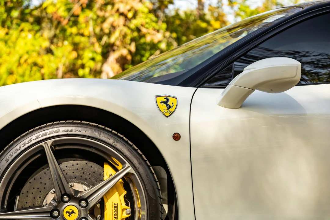 2013 Ferrari 458 Italia - Image 16 of 31