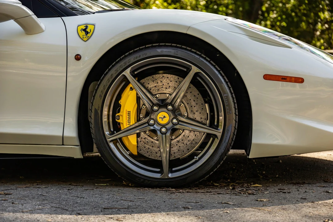 2013 Ferrari 458 Italia - Image 22 of 31