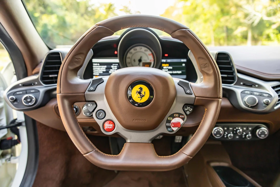 2013 Ferrari 458 Italia - Image 27 of 31