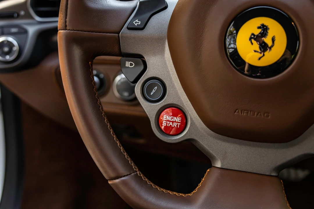 2013 Ferrari 458 Italia - Image 30 of 31