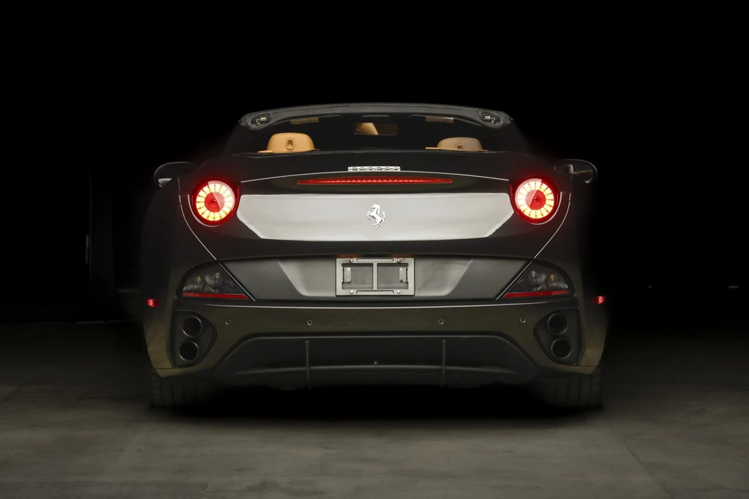 2013 Ferrari California - Image 22 of 31