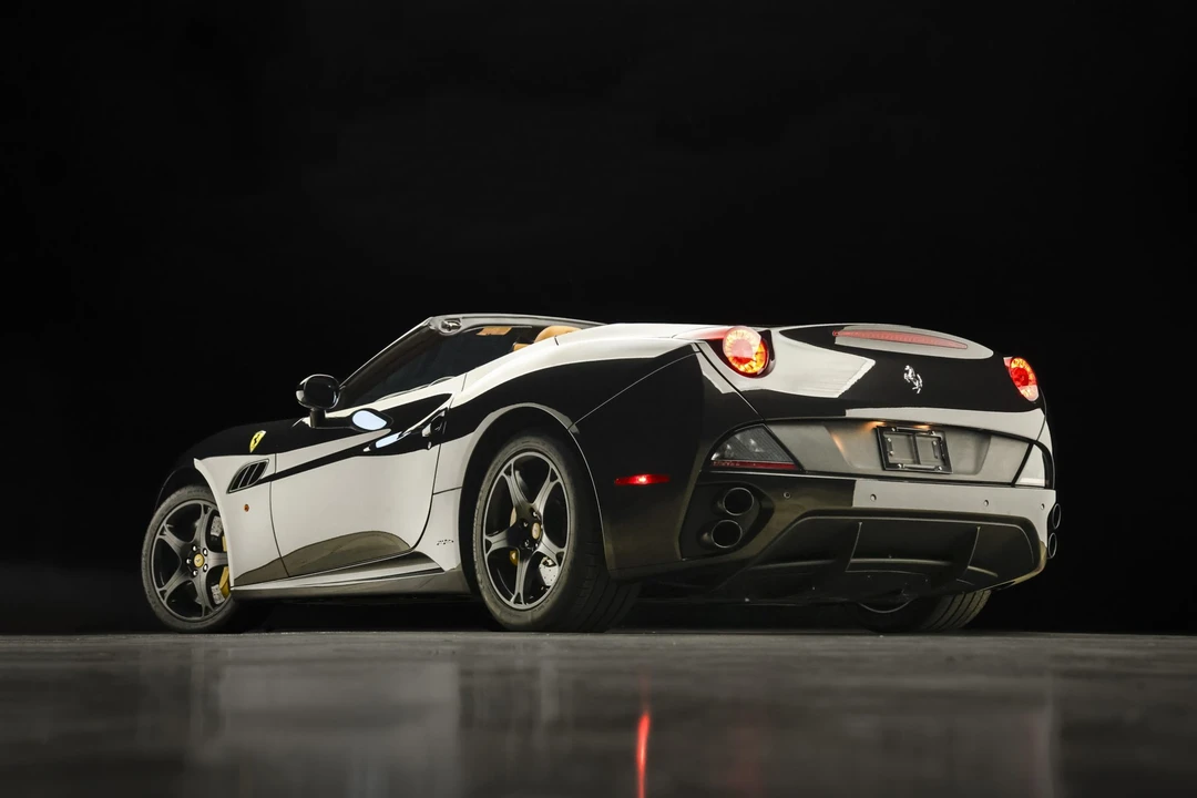 2013 Ferrari California - Image 24 of 31