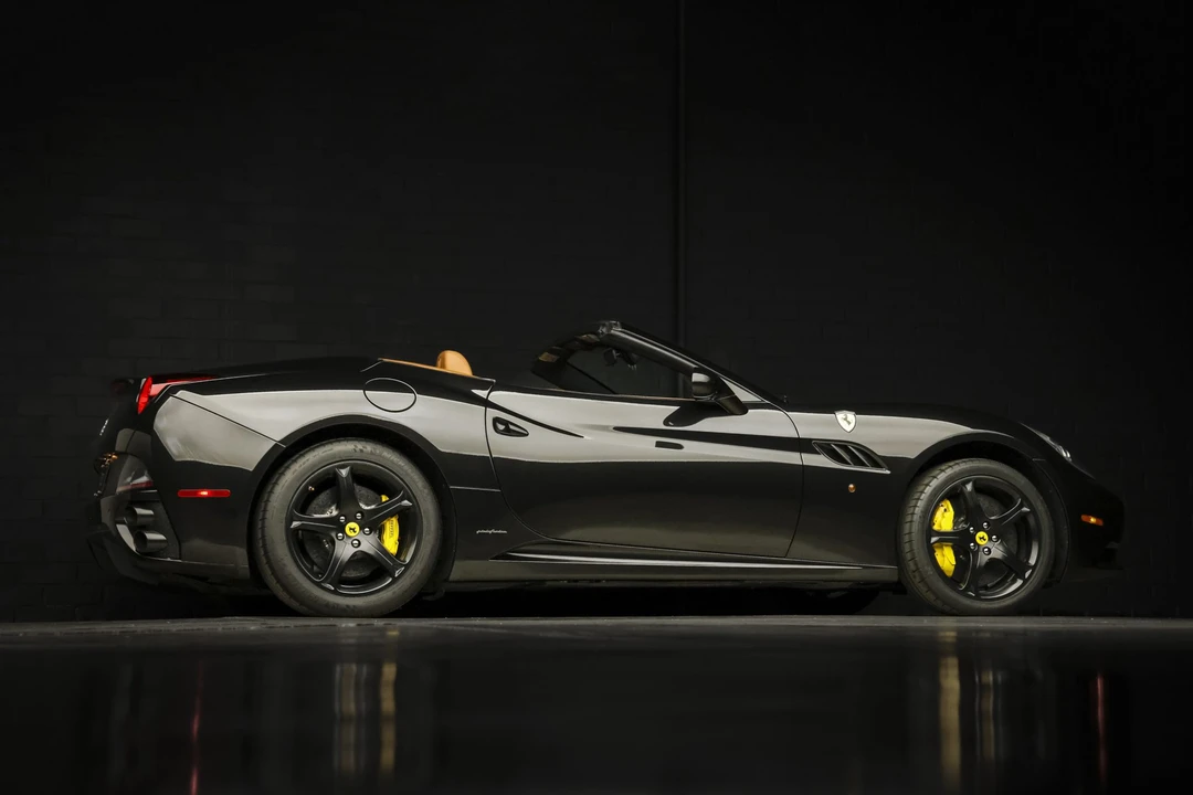 2013 Ferrari California - Image 18 of 31