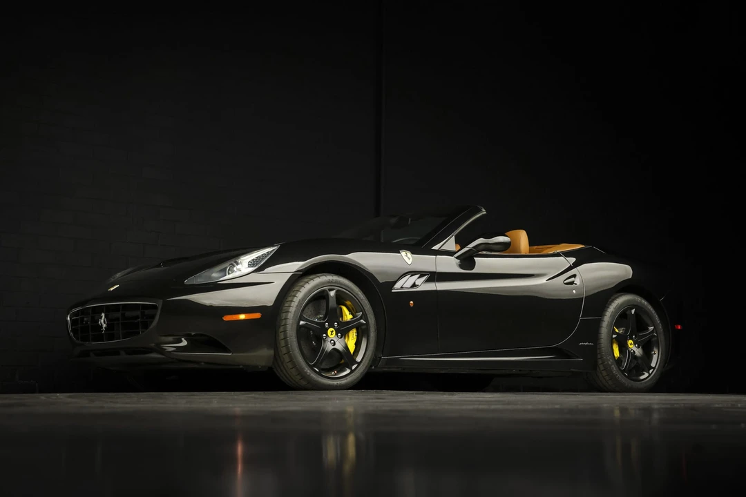 2013 Ferrari California - Image 2 of 31