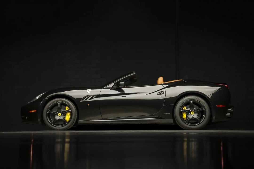 2013 Ferrari California - Image 29 of 31