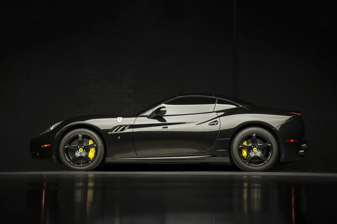 2013 Ferrari California - Image 30 of 31
